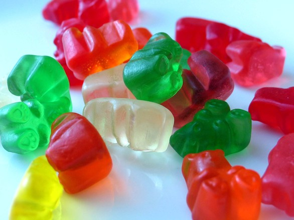 3 Ways Gummy Vitamins Can Impact Your Child’s Oral Health | Pediatric Dentist 02478